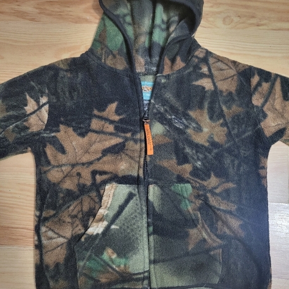 Camo Fleece Kids Jacket - Picture 2 of 5